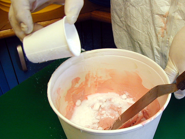 Urefil 9 Fumed Silica (Cab-O-Sil)