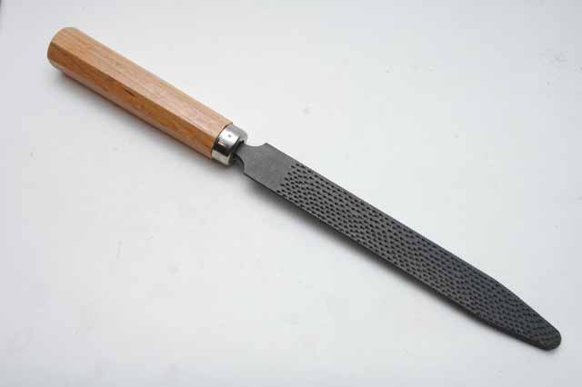 Cabinet Rasp w/handle 8"