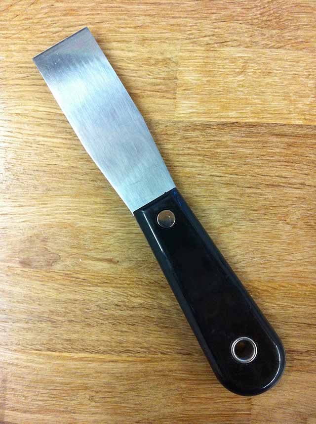 Putty Knife  1-1/4" ST
